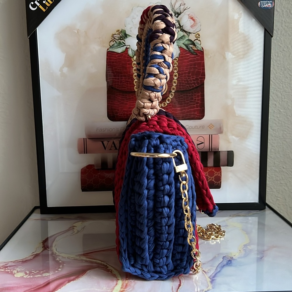 Hand Crafted Multicolor Top Handle Crochet Handbag - Picture 5 of 15